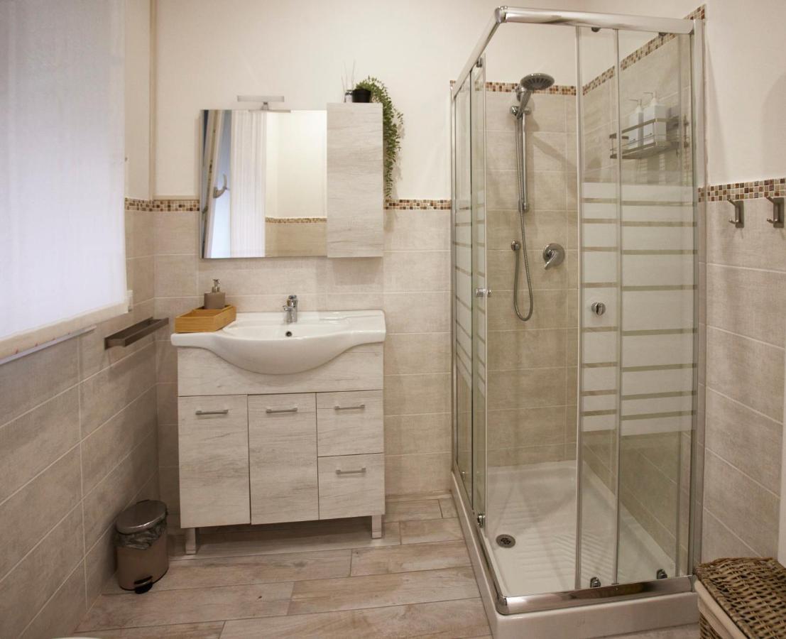Likehome Voltacasotto Monolocale Exclusive 2pxs *